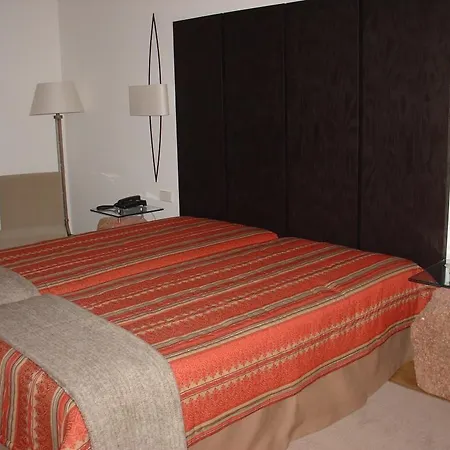 Convento Dos Capuchos 4*